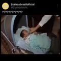 Entrevistando a un bebé recién nacido