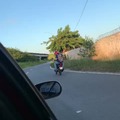 "vou de Uber moto que é mais barato e seguro"