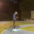 Jugando al baloncesto con un drone. Sale mal
