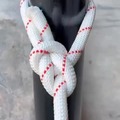 Mandatory Man Training: the bowline knot