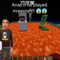 Anas jugando Minecraft